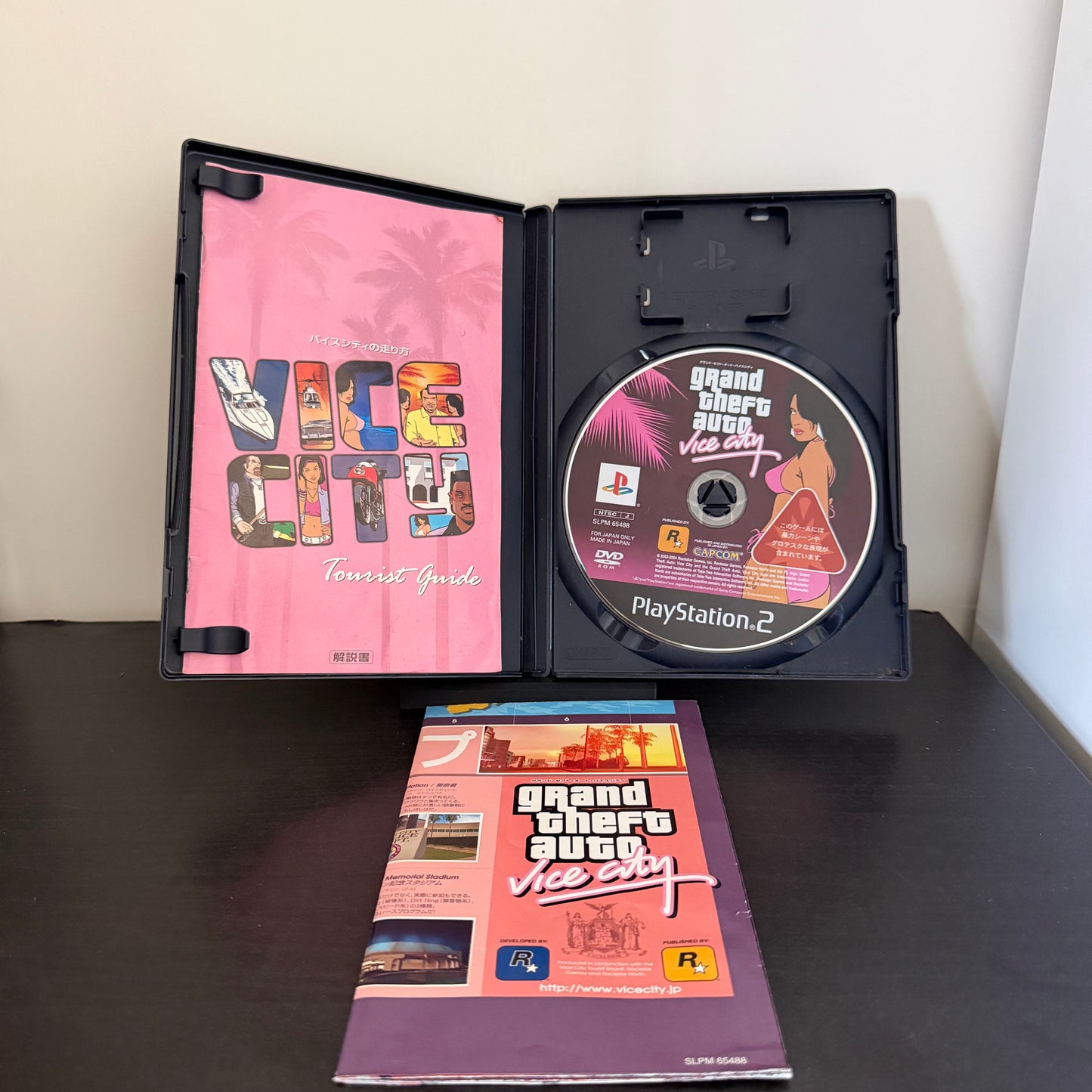 Grand Theft Auto: Vice City (NTSC-J) – PS2 – CIB